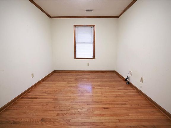 5th image of 1290 Eli Ln