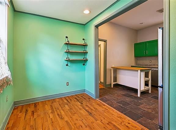 5th image of 8511 Cohn St