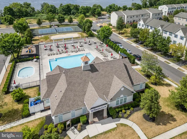 1910 Lukas Ct, Riverton, NJ 08077