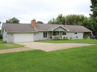 2201 E Winn Rd, Niles, MI 49120