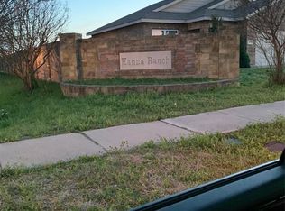 3317 Royal Crest Dr, Fort Worth, TX 76140