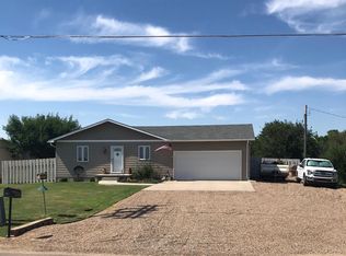 504 W Taylor Jones Ave, Holcomb, KS 67851