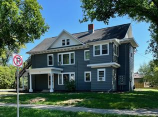 826 21st St S #1, Fargo, ND 58103