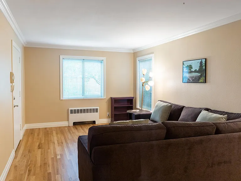 2409 SE 51st Ave — Photo 4