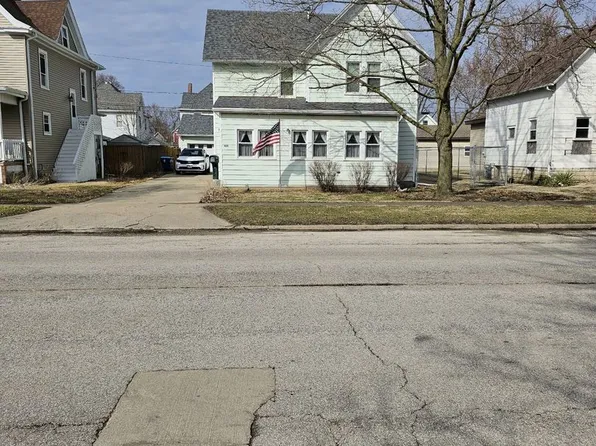 625 E Water St, Pontiac, IL 61764