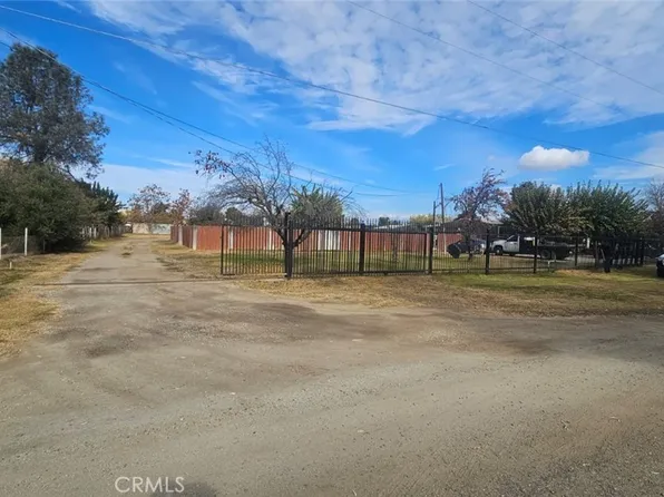 3400 Buttonwood Ave, Bakersfield, CA 93307