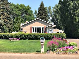 1421 14th St SW, Sidney, MT 59270