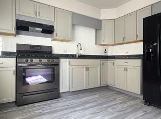 434 N Ardmore Ave APT 1B, Villa Park, IL 60181