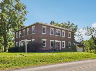 3698 Frew Mill Rd, New Castle, PA 16101