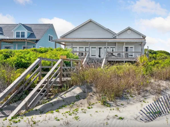 911 E Arctic Ave, Folly Beach, SC 29439