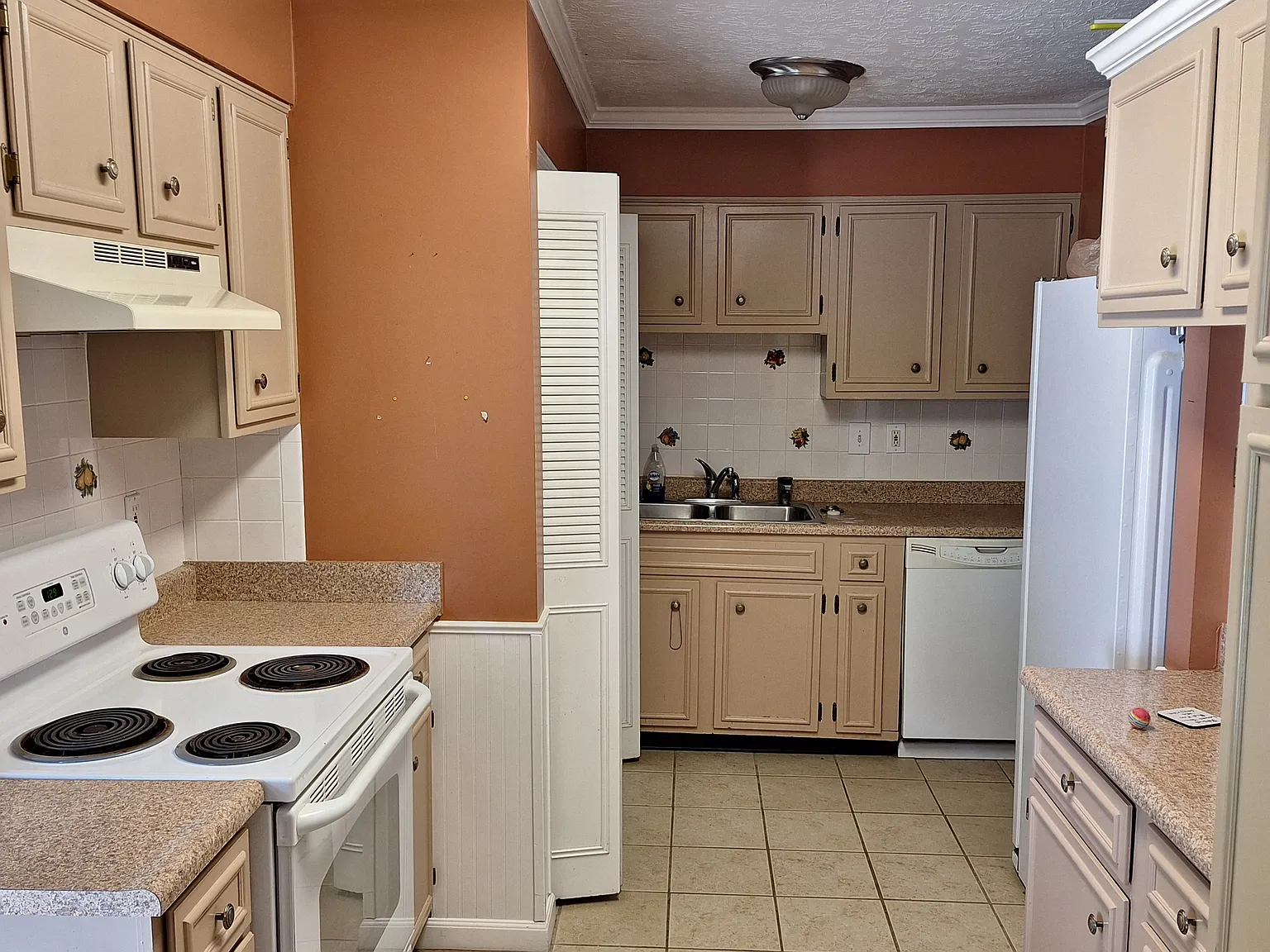 3 bed, 925 sqft, $1,500 — Photo 4