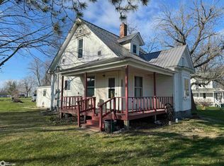 203 W Main St, Pulaski, IA 52584