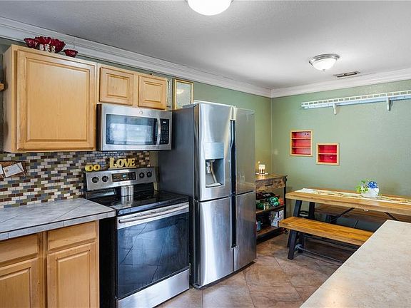4th image of 2904 Allison Dr