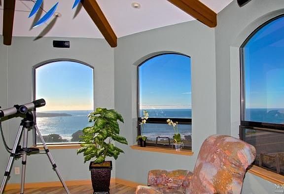 4th image of 420 Oceana Dr