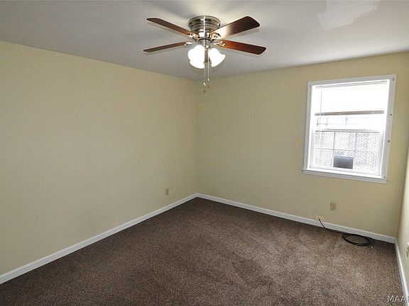 3rd image of 718 W Edgemont Ave #B