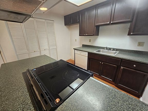 5th image of 5904 Rye Way #5904