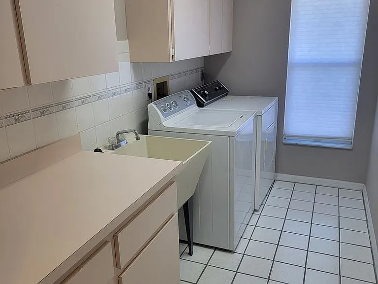 665 W Sunset Strip Dr — Photo 22