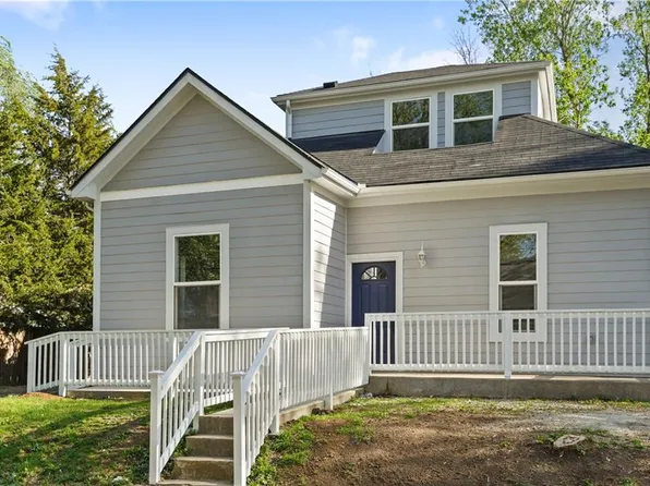 121 E Waldo Ave, Independence, MO 64050