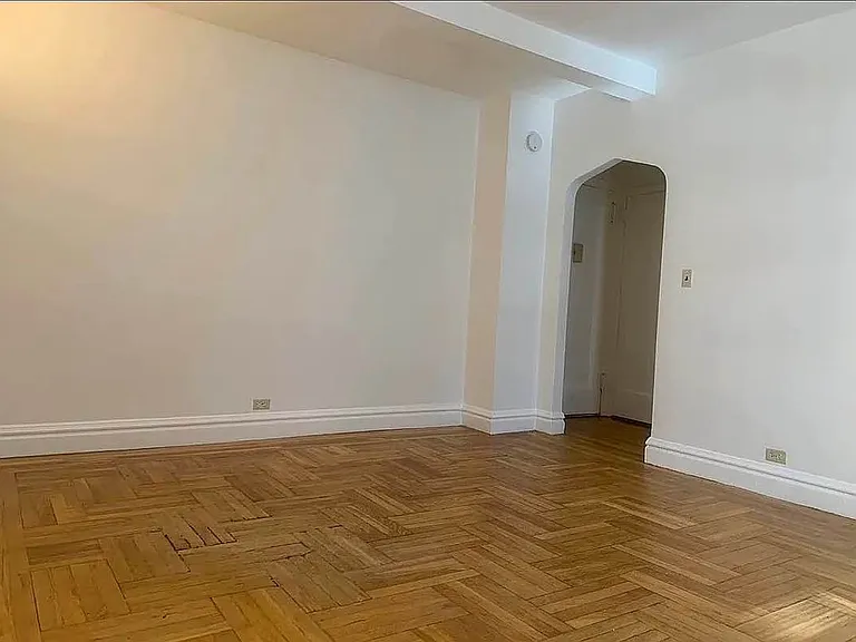 127 W 96th St #6G — Photo 7
