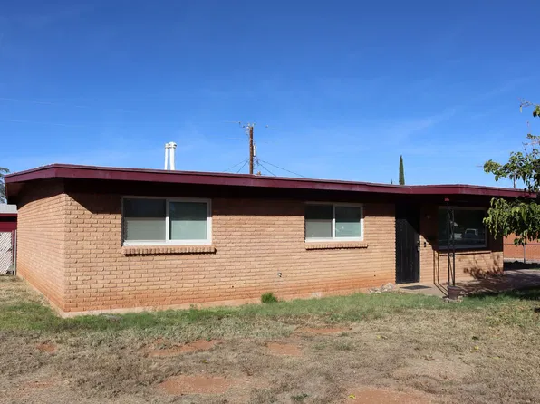 1499 Cushman Dr, Sierra Vista, AZ 85635