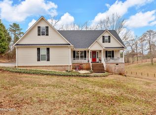 2789 English Hills Dr, Sevierville, TN 37876