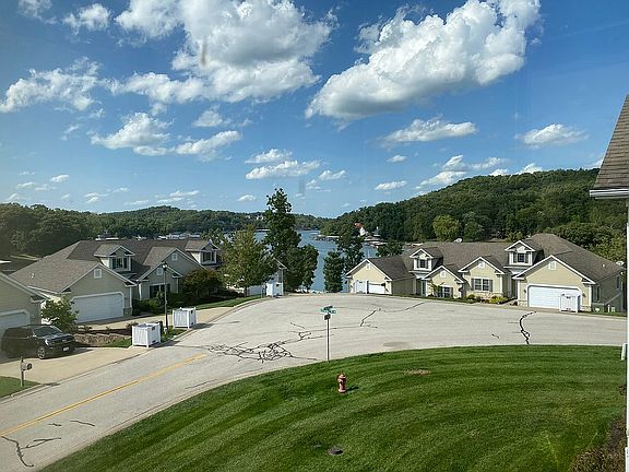 One view of the Lake!