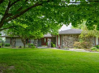 6231 Crown Ct, South Bend, IN