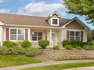 12116 White Tail Ln, Huntley, IL 60142