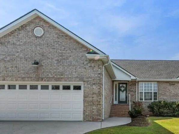 5652 Autumn Creek Dr, Knoxville, TN 37924