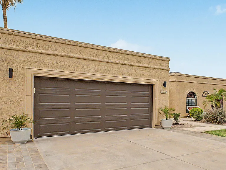 1318 Leisure World — Photo 3