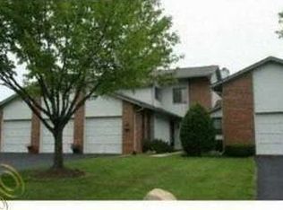48129 Colony Farms Cir, Plymouth, MI 48170