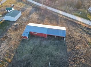 3382 Stone City Rd, Central City, IA 52214