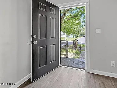 2932 Rhonda Rd — Photo 5