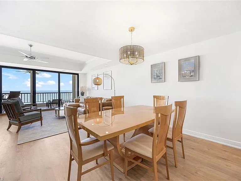100 N Collier Blvd #Penthouse 5 — Photo 9