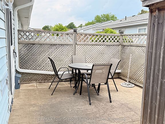 5th image of 303 Waterloo St #50