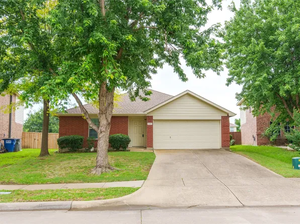 1303 Caroline Dr, Princeton, TX 75407