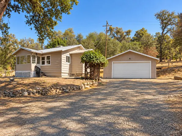 19695 Serrano Rd, Sonora, CA 95370