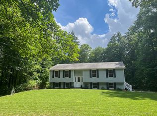 33 Vinton Rd, Sturbridge, MA 01566