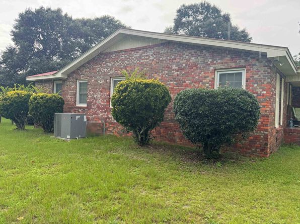 1305 N Main St, Opp, AL 36467