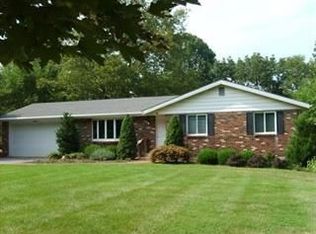 85 Hogback Rd, Pittstown, NJ 08867