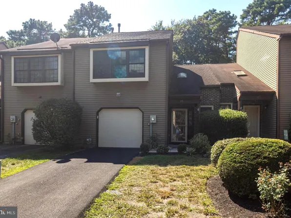46 Golf Club Way, Marlton, NJ 08053