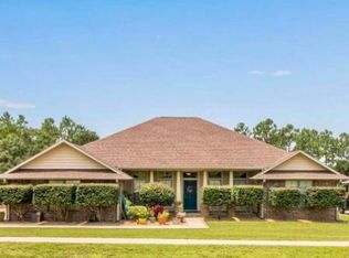 6192 Hummingbird Ln, Crestview, FL 32536