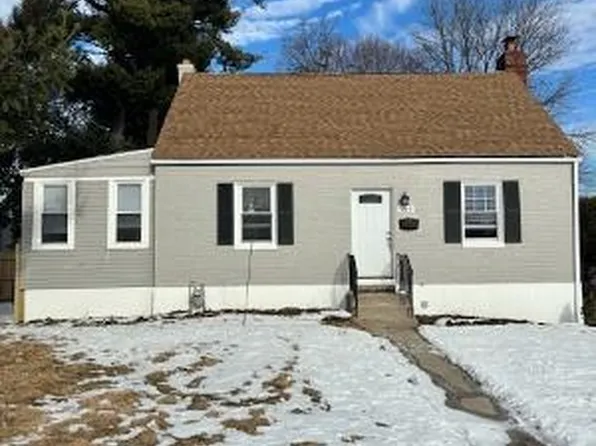 109 Burton Ln W, Sharon Hill, PA 19079