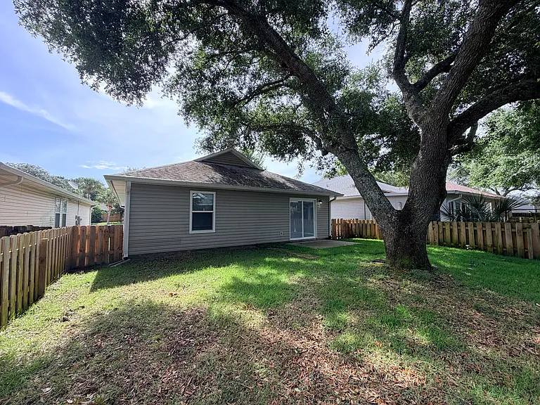 7738 Lola Cir — Photo 41