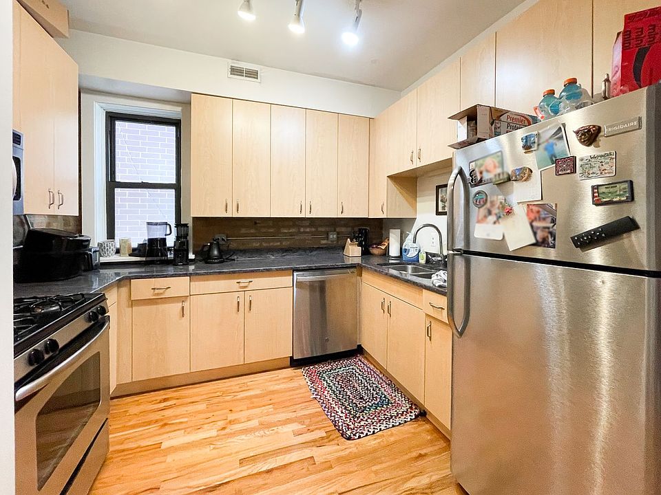 1st image of 1511 W Chestnut St #2F