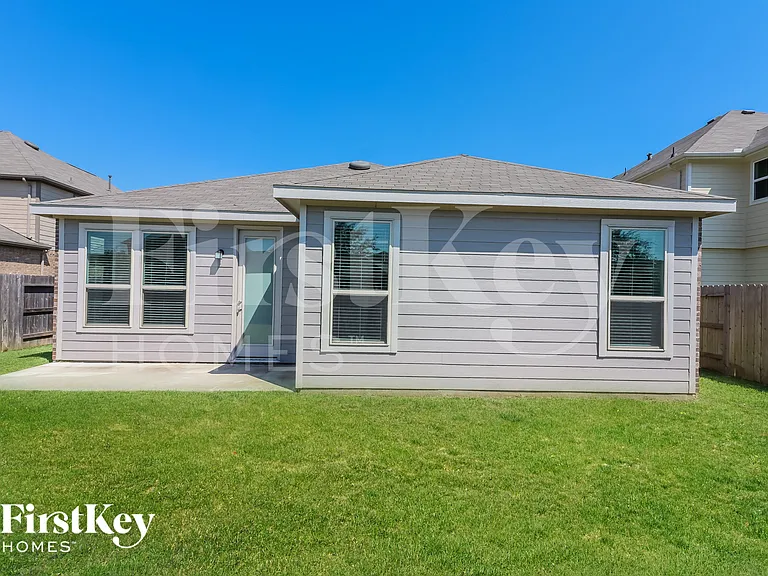 22235 Davenport Downs Ln — Photo 14