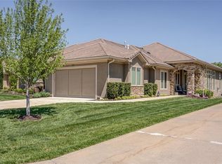 14545 Birch St, Leawood, KS 66224