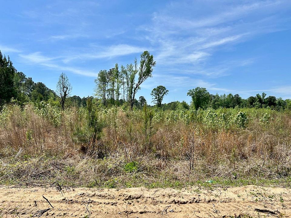 2nd image of 616 Graham Rd