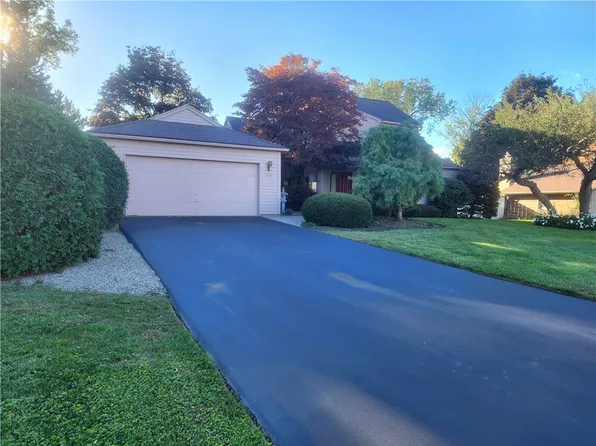 336 Marblehead Dr, Rochester, NY 14615