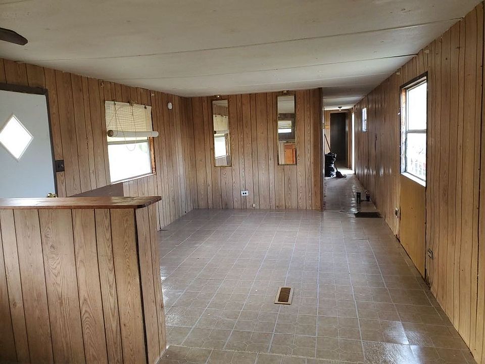 2nd image of 4727 Williston Rd